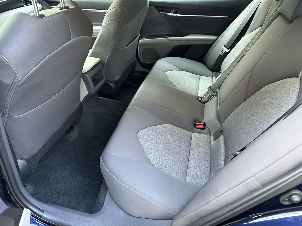 2022 Toyota Camry Image 8