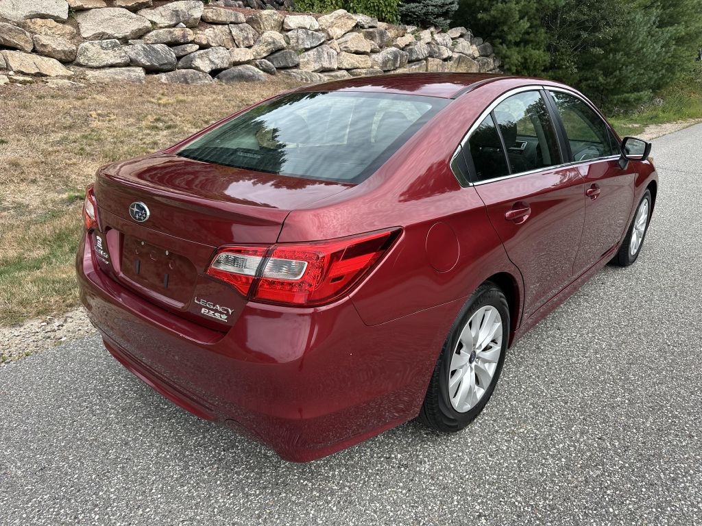 2017 Subaru Legacy Image 3
