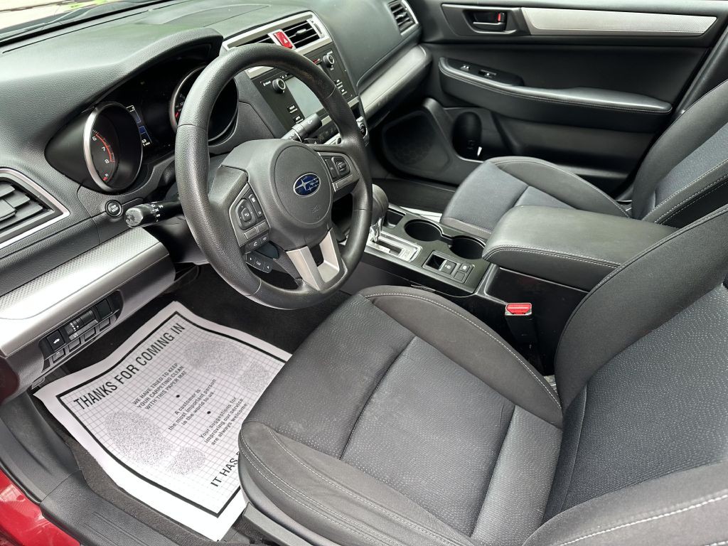 2017 Subaru Legacy Image 7