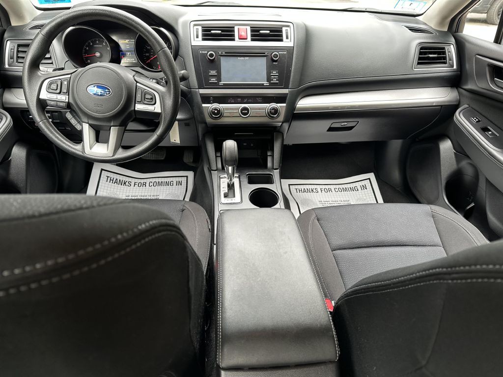 2017 Subaru Legacy Image 11