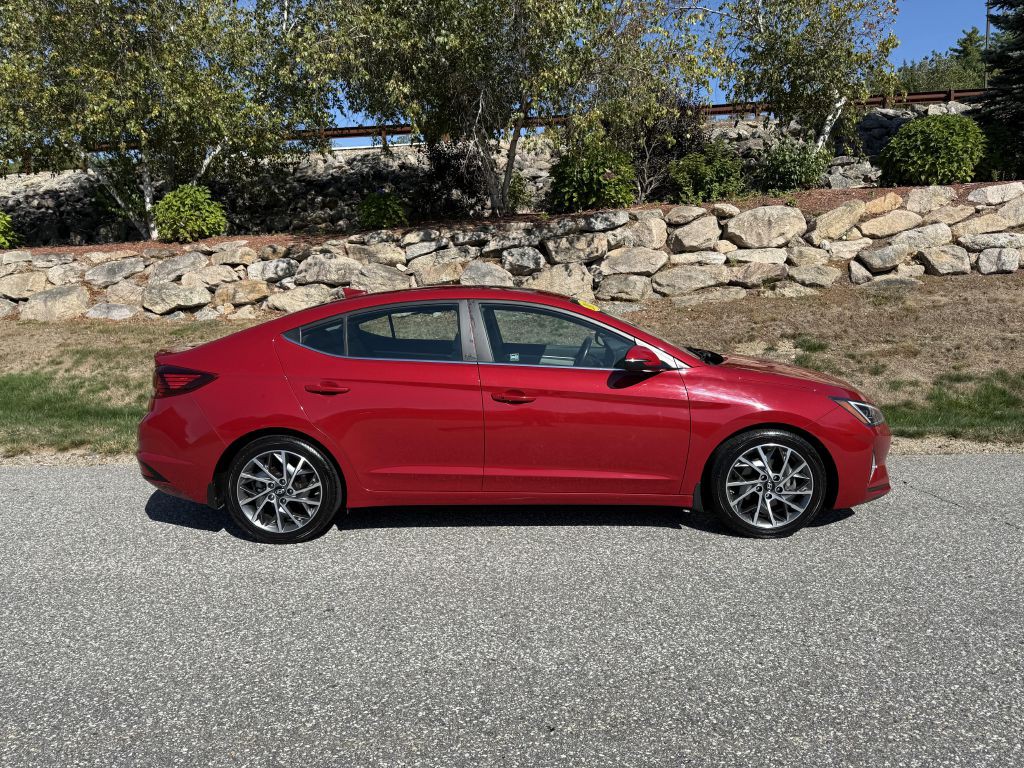 2019 Hyundai Elantra Image 2