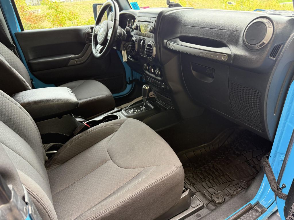 2017 Jeep Wrangler Image 9