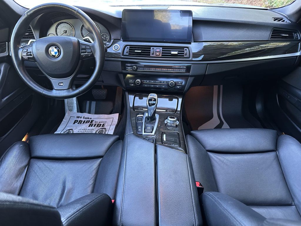 2013 BMW 5 Series Image 11