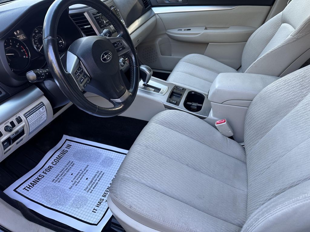 2012 Subaru Outback Image 7