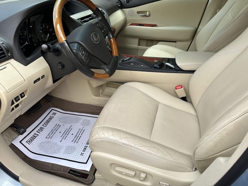 2011 Lexus RX Image 7