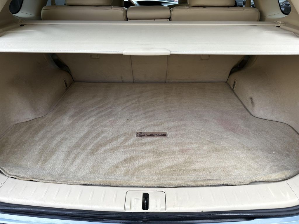 2011 Lexus RX Image 12