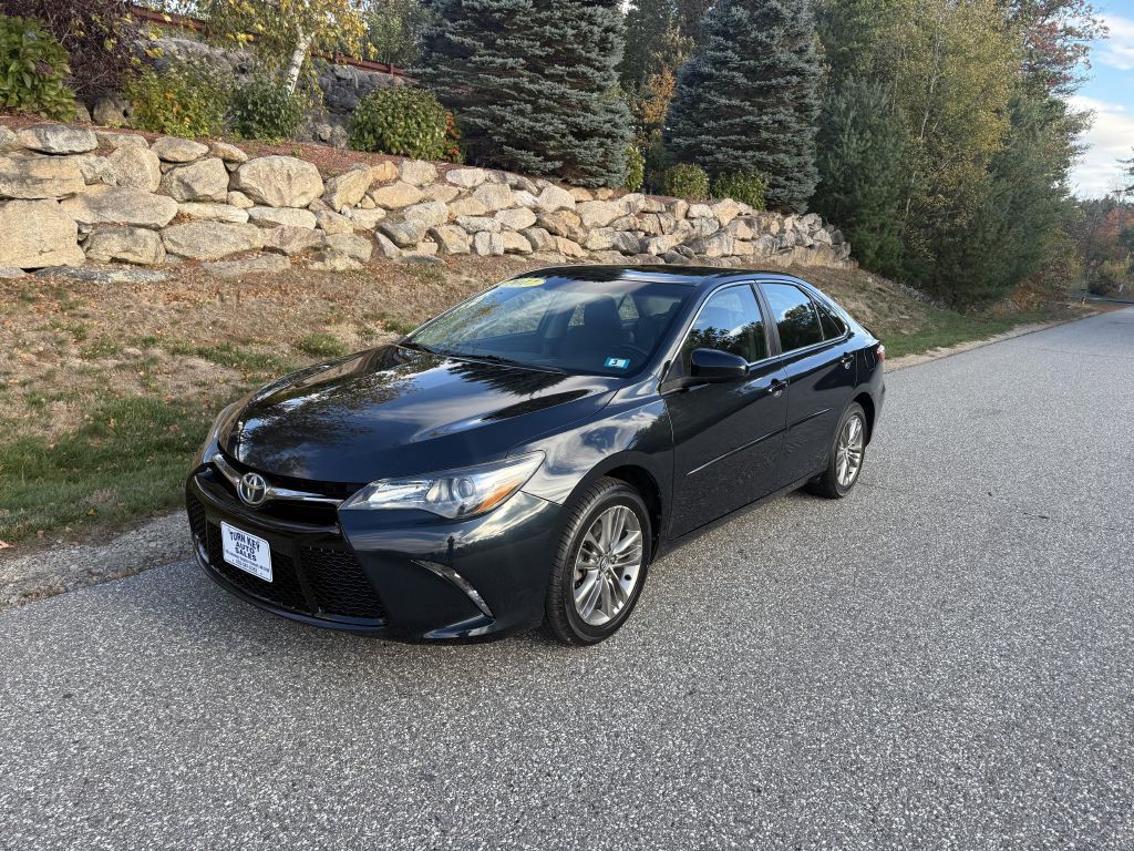 2017 Toyota Camry Image 4