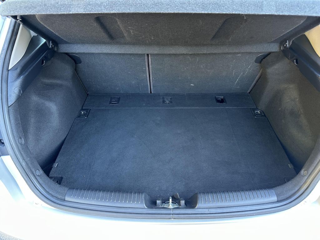 2017 Kia Forte Image 12