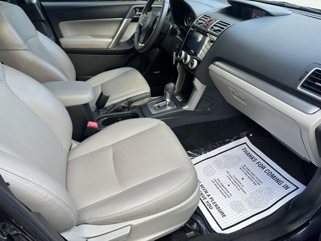 2016 Subaru Forester Image 9