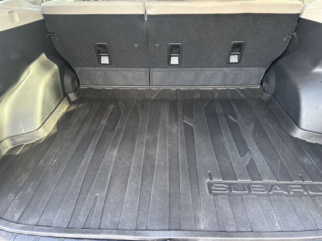 2016 Subaru Forester Image 12