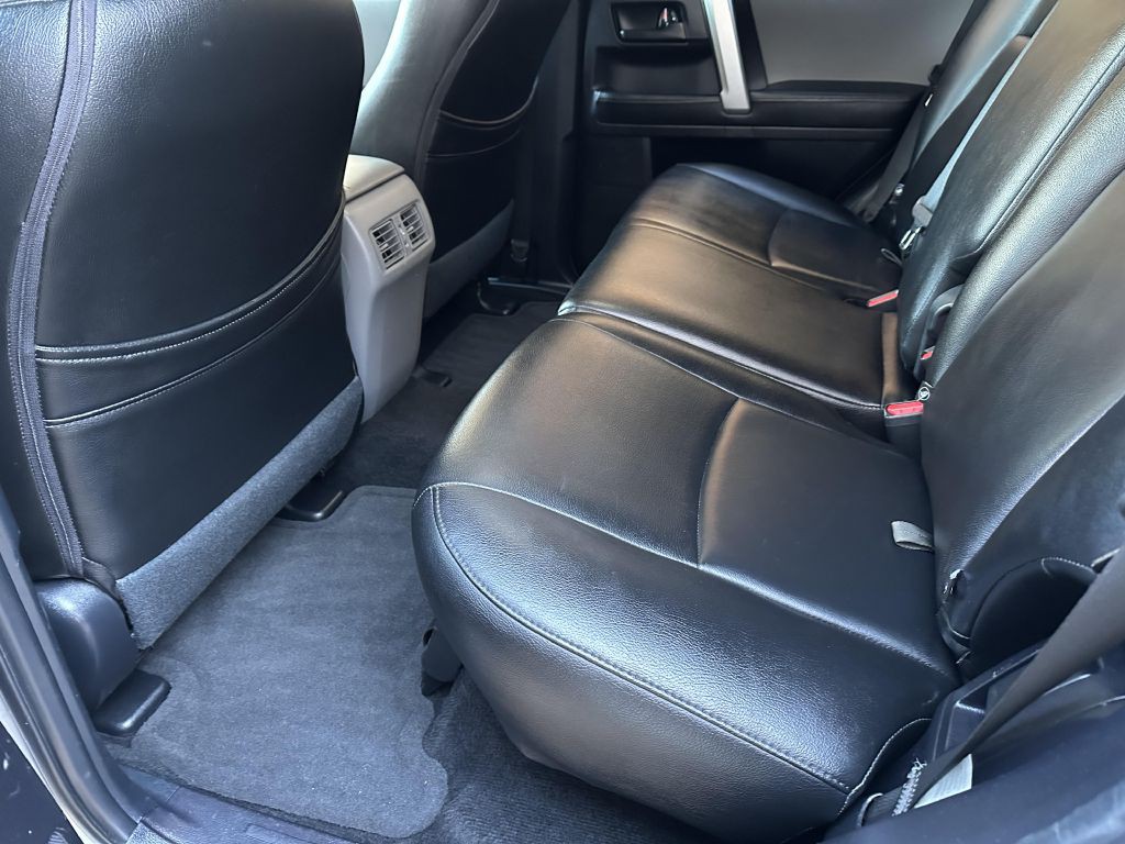 2011 Toyota 4Runner Image 8