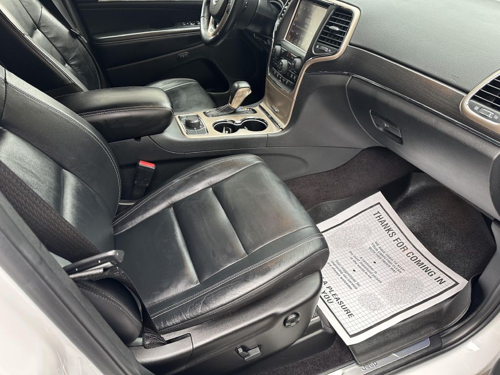 2017 Jeep Grand Cherokee Image 9