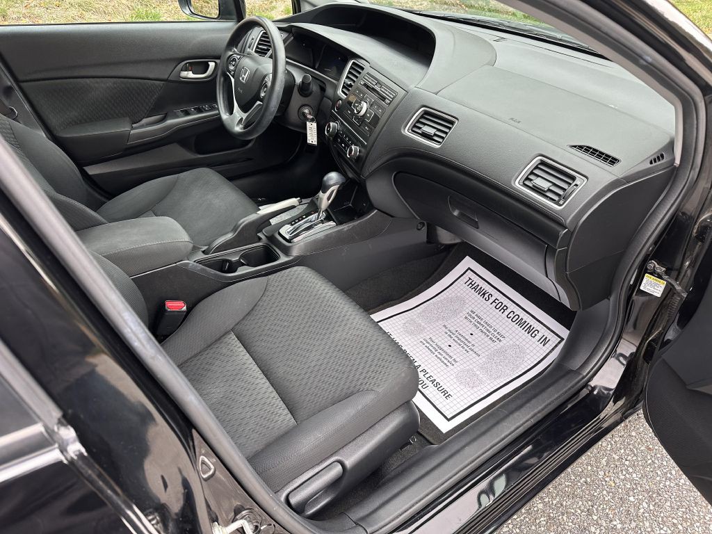 2015 Honda Civic Image 9