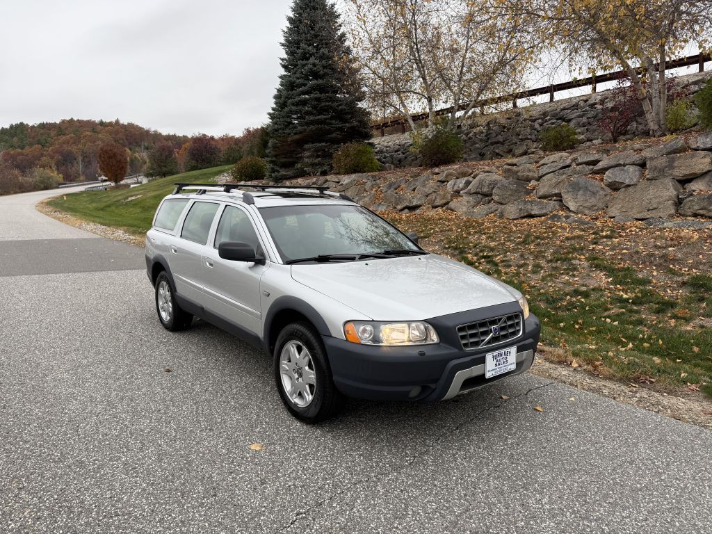 2006 Volvo XC70 Image 1