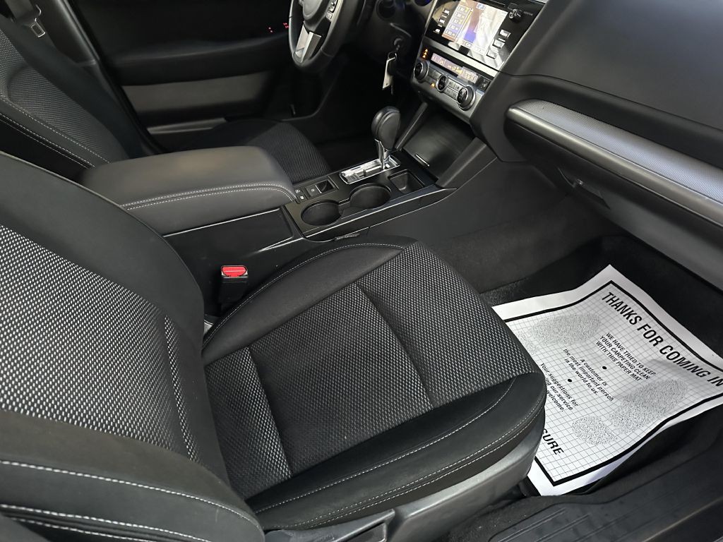 2017 Subaru Outback Image 9