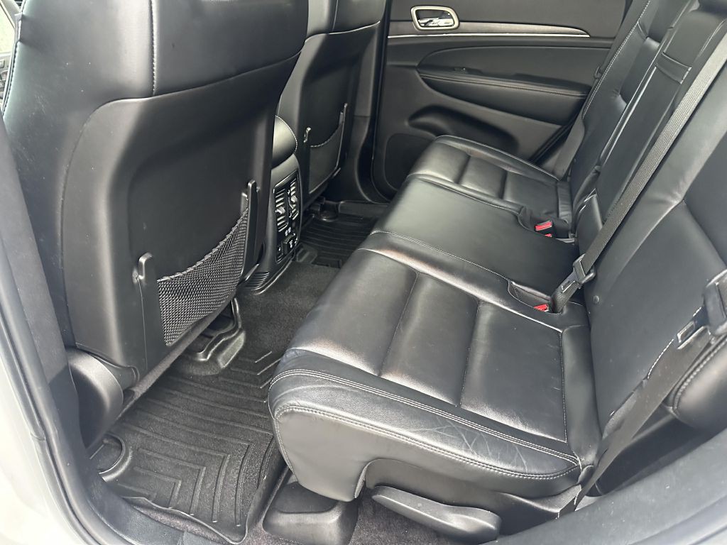 2017 Jeep Grand Cherokee Image 8