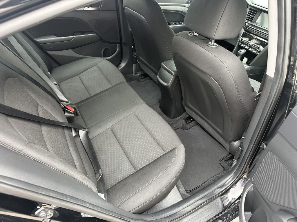 2020 Hyundai Elantra Image 10