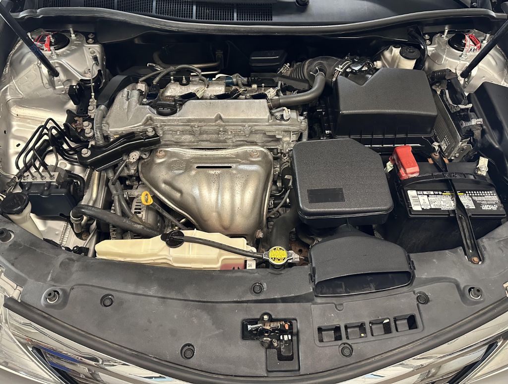 2012 Toyota Camry Image 13