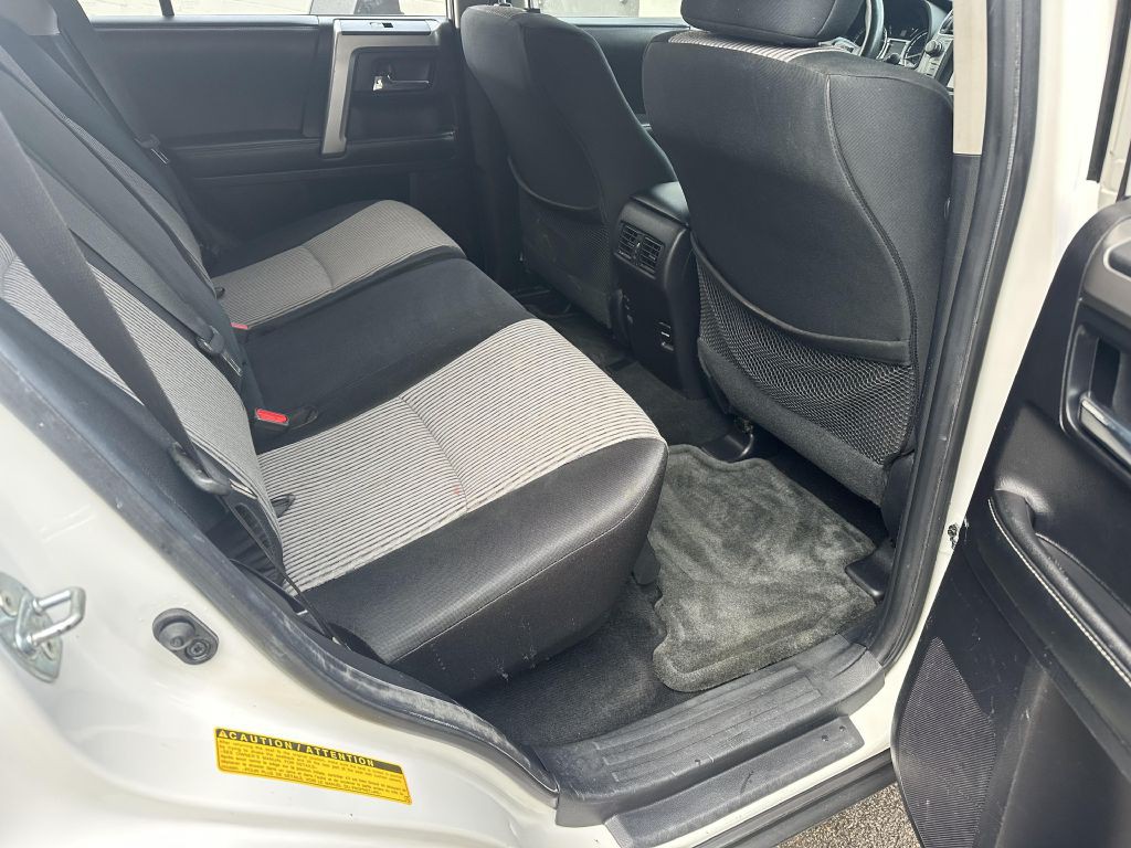 2015 Toyota 4Runner Image 10