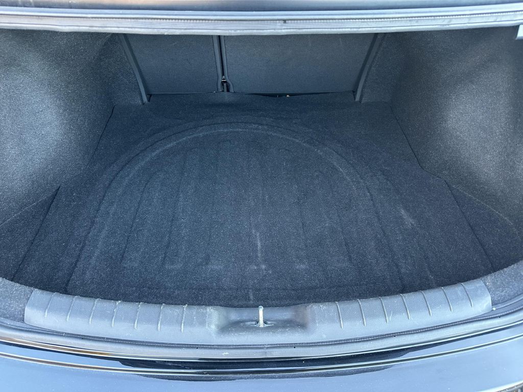 2019 Hyundai Elantra Image 12