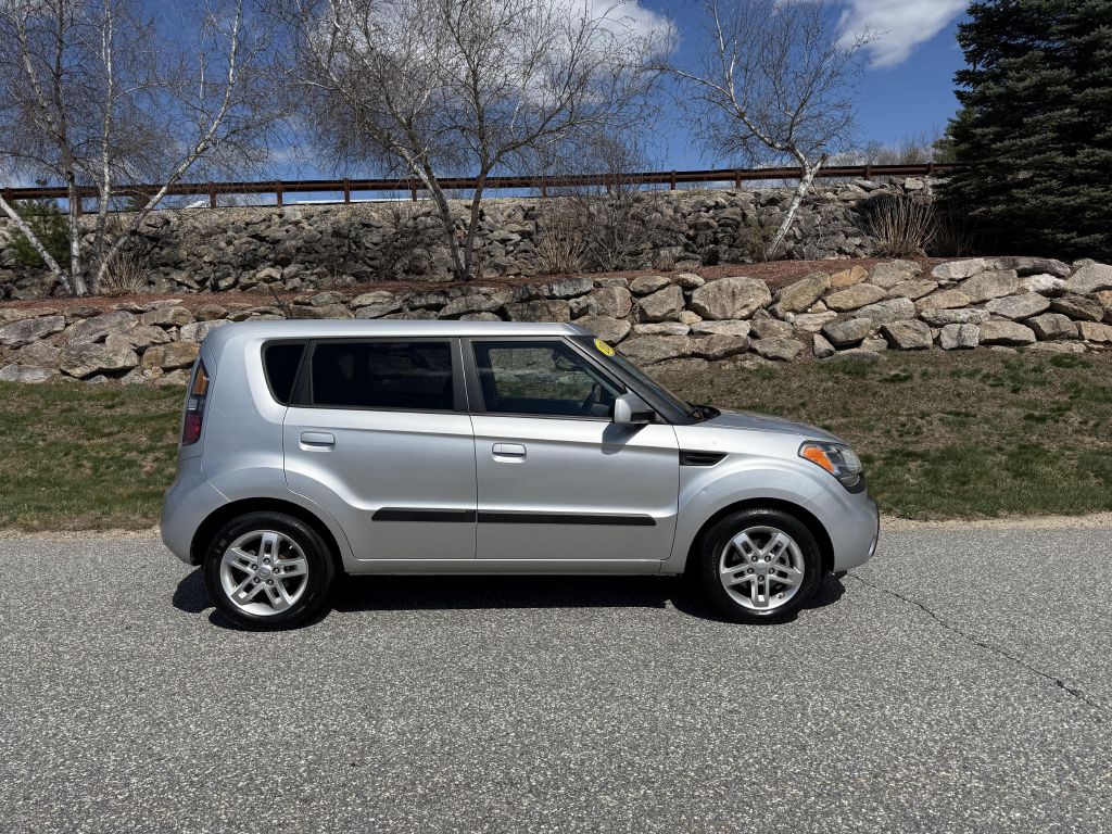 2010 Kia Soul Image 2