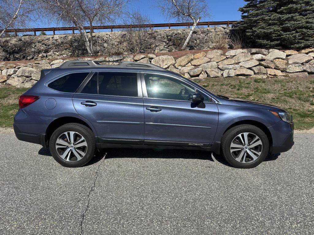 2018 Subaru Outback Image 2