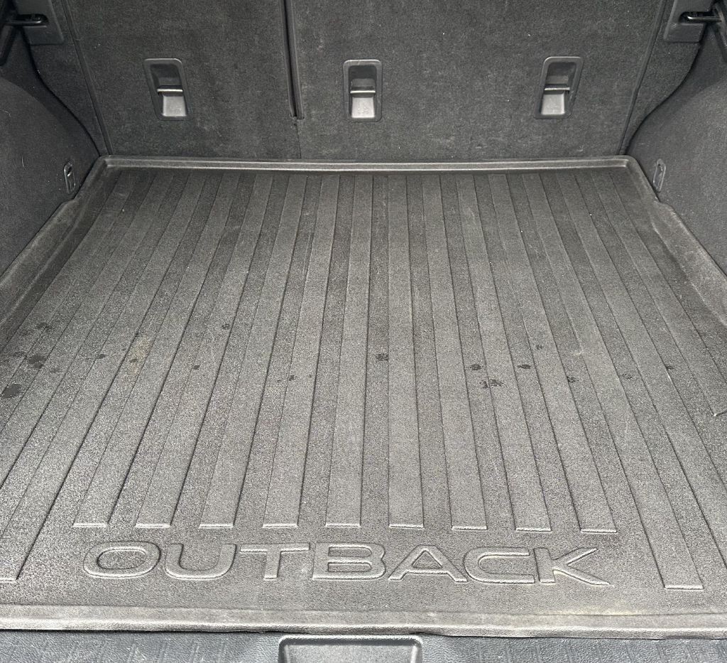 2016 Subaru Outback Image 12