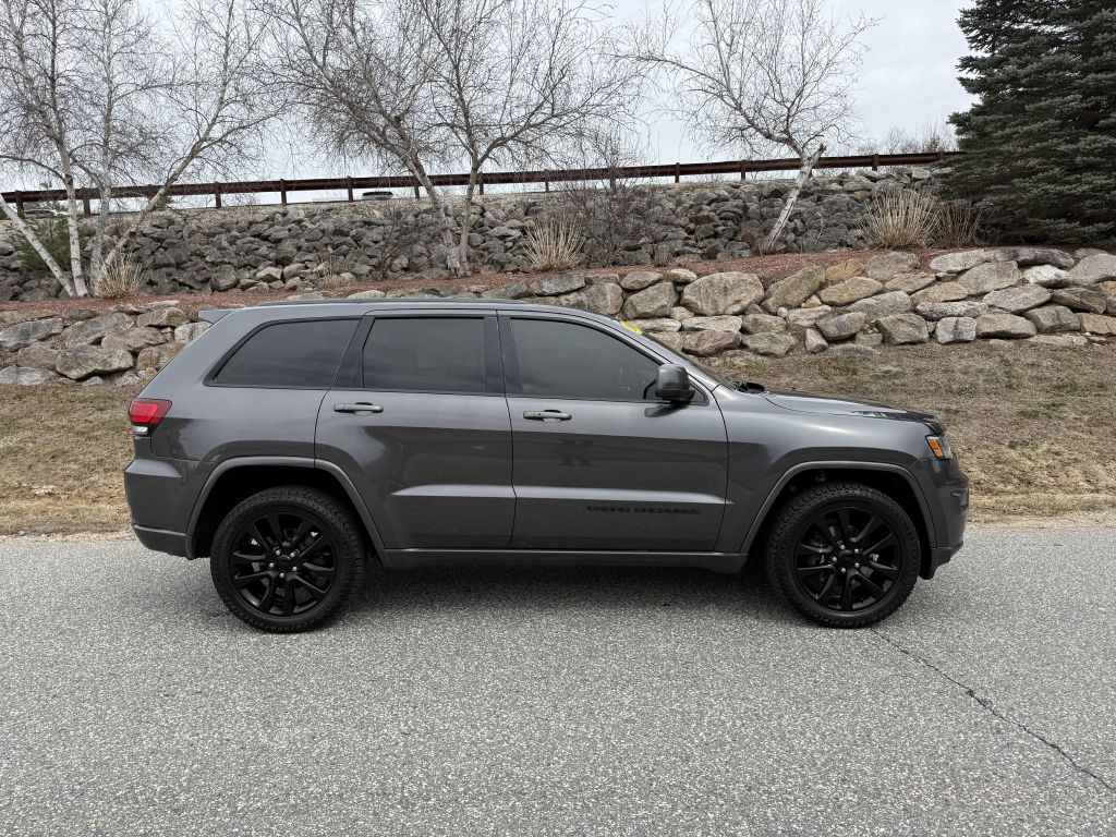 2019 Jeep Grand Cherokee Image 2