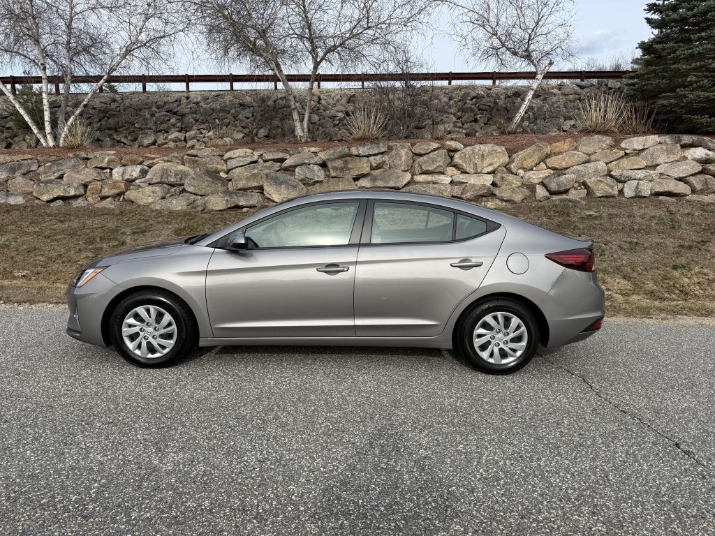 2020 Hyundai Elantra Image 5