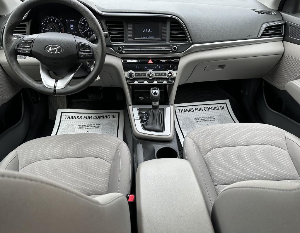 2020 Hyundai Elantra Image 11