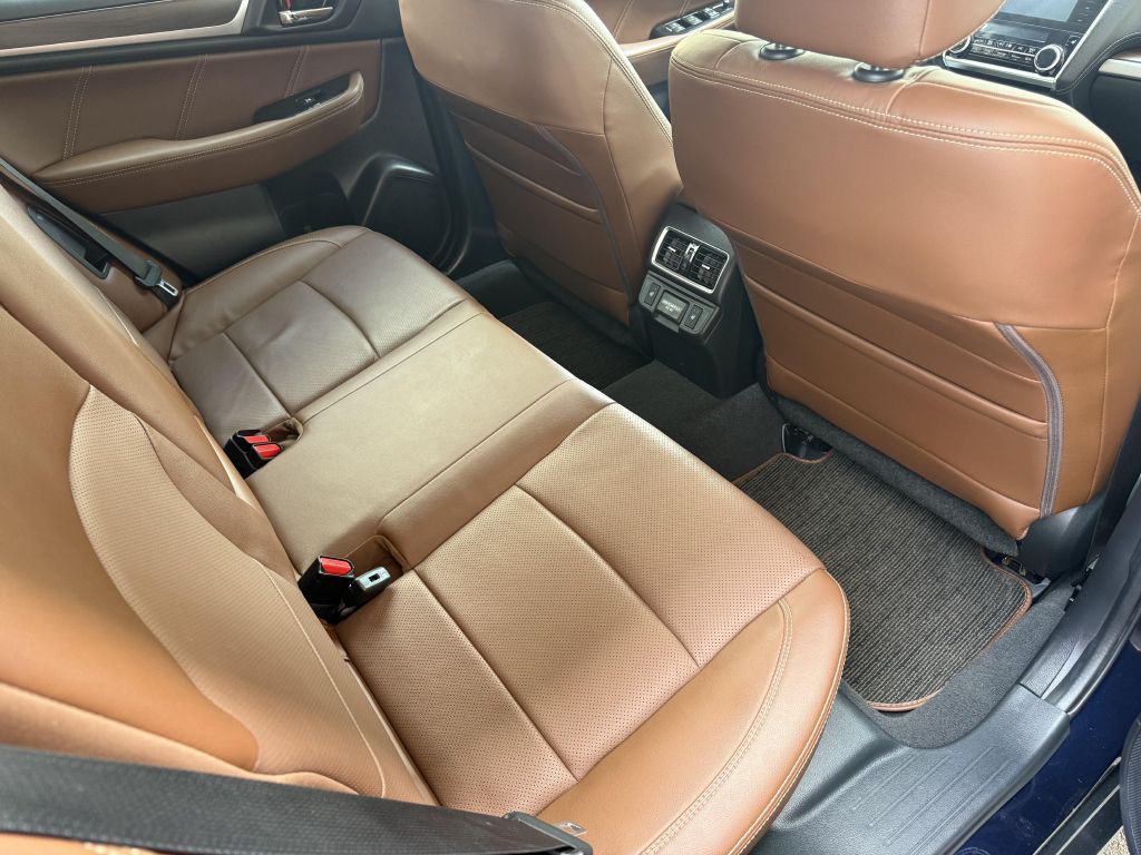 2018 Subaru Outback Image 10