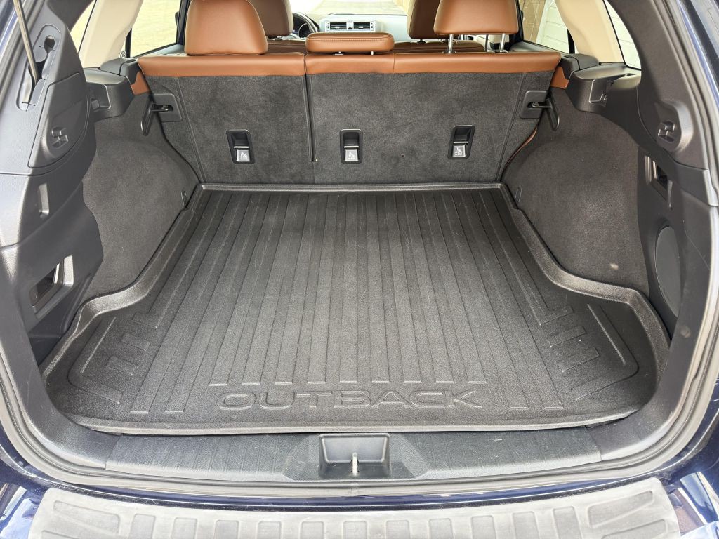 2018 Subaru Outback Image 12