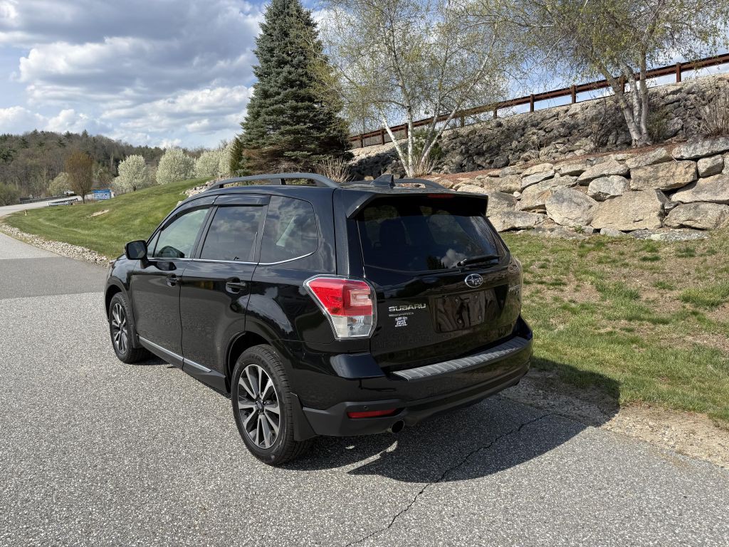 2017 Subaru Forester Image 6