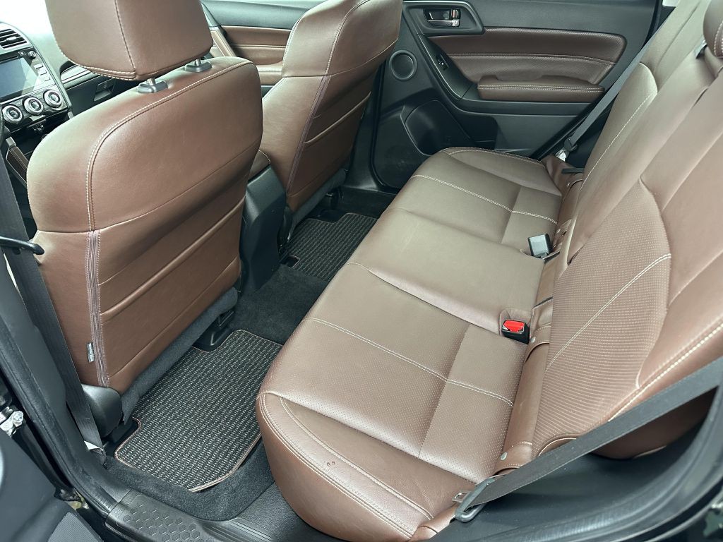 2017 Subaru Forester Image 8