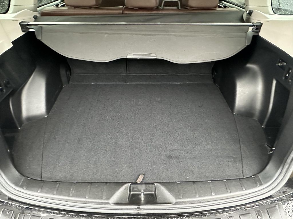 2017 Subaru Forester Image 12