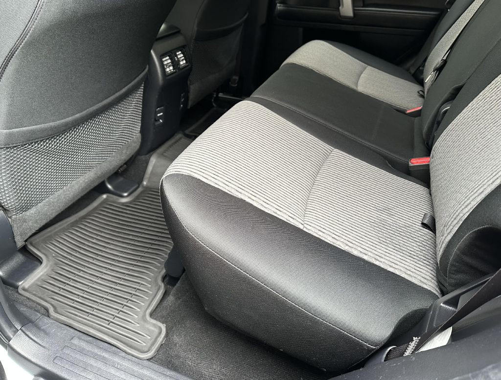 2019 Toyota 4Runner Image 8