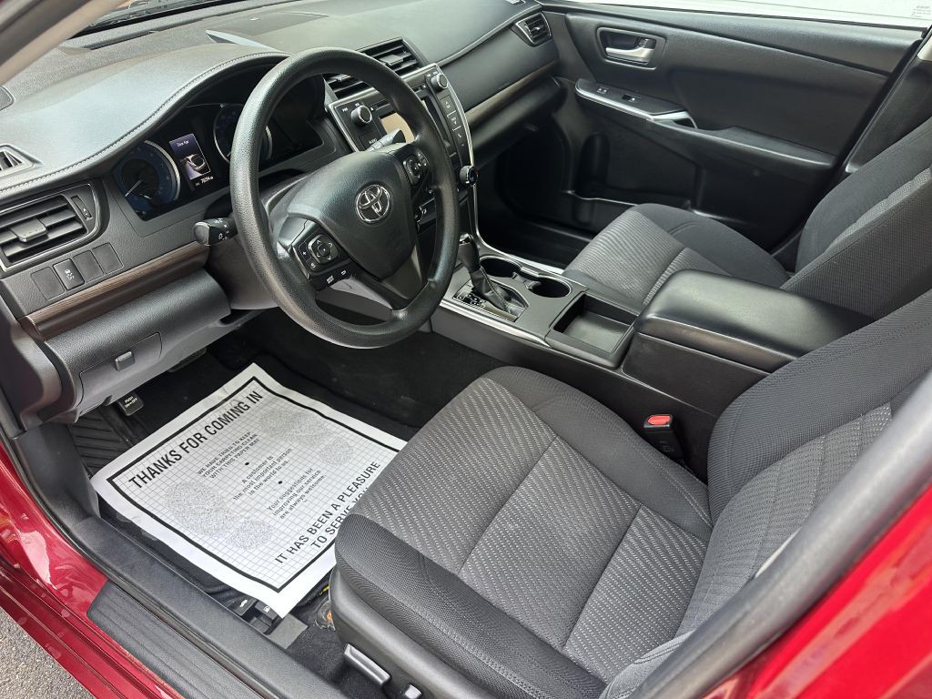 2016 Toyota Camry Image 7