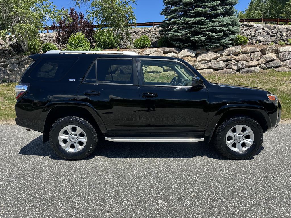 2014 Toyota 4Runner Image 2