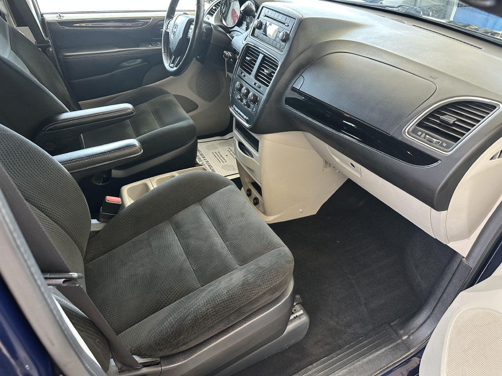 2016 Dodge Grand Caravan Image 10