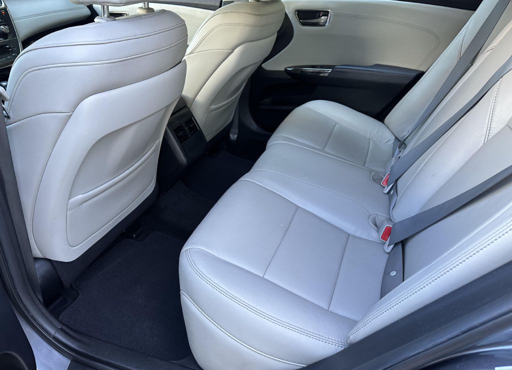 2014 Toyota Avalon Image 8
