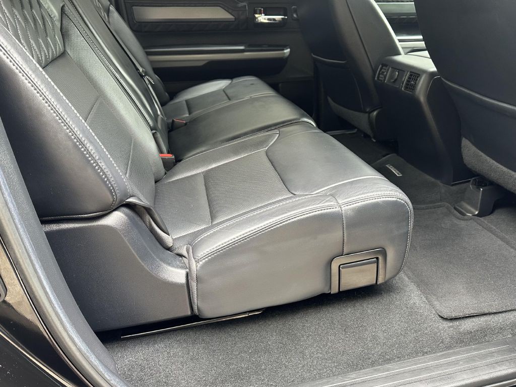 2019 Toyota Tundra Image 10