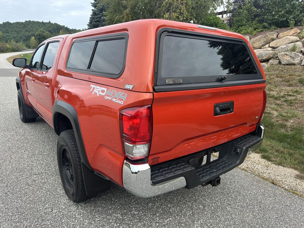 2016 Toyota Tacoma Image 6