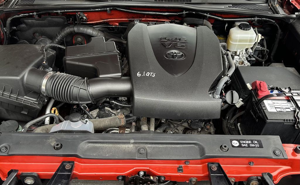 2016 Toyota Tacoma Image 13
