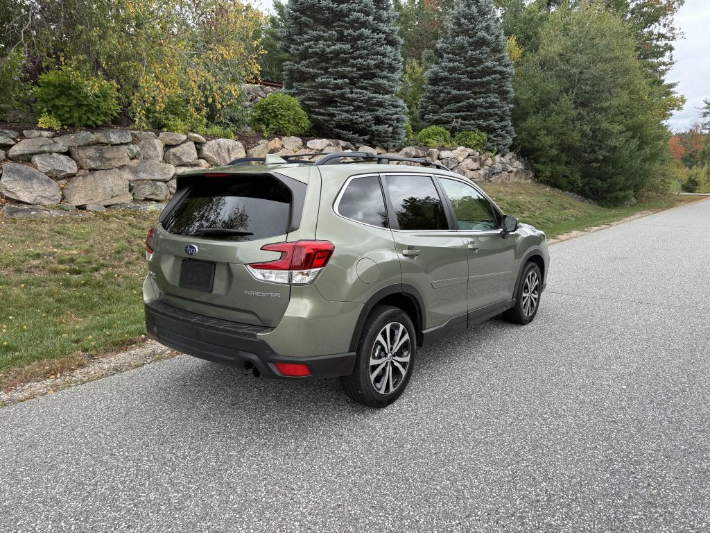 2019 Subaru Forester Image 3