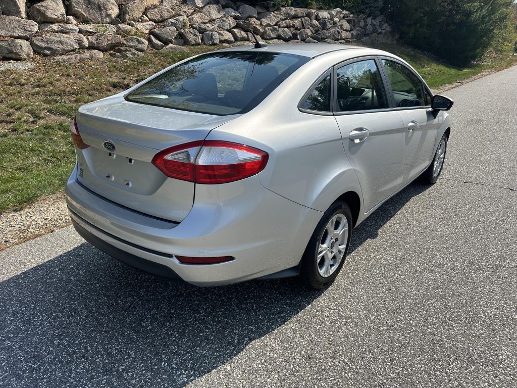 2016 Ford Fiesta Image 3