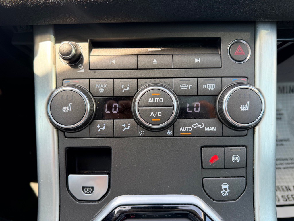 2014 Land Rover Range Rover Evoque Image 24
