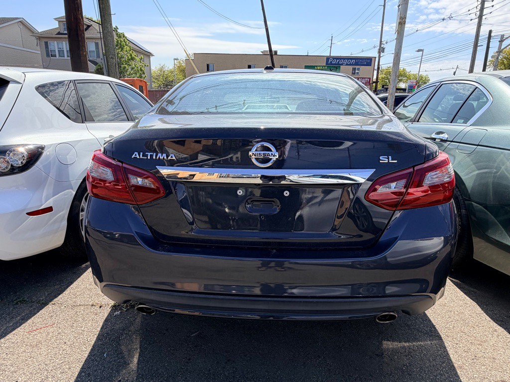 2018 Nissan Altima Image 4