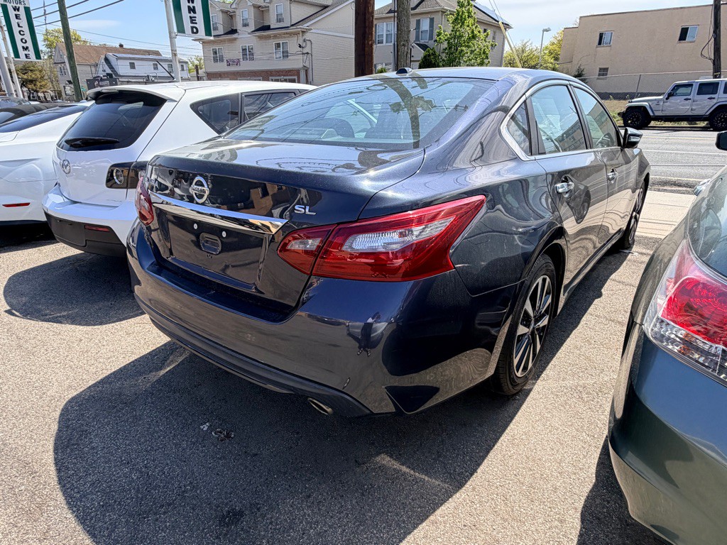 2018 Nissan Altima Image 6
