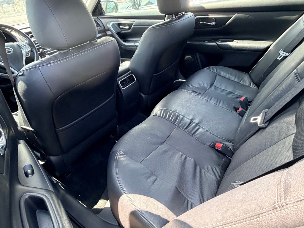 2018 Nissan Altima Image 7