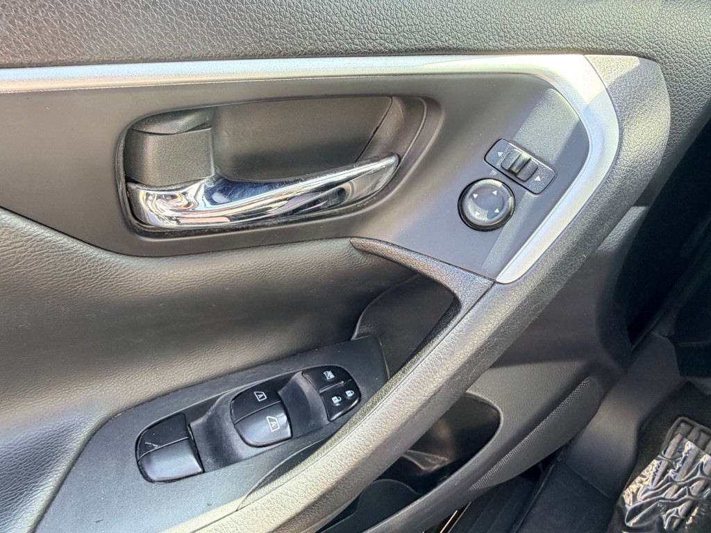2018 Nissan Altima Image 10